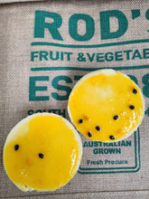 Load image into Gallery viewer, Cheesecake- Passionfruit Delight 2 pack